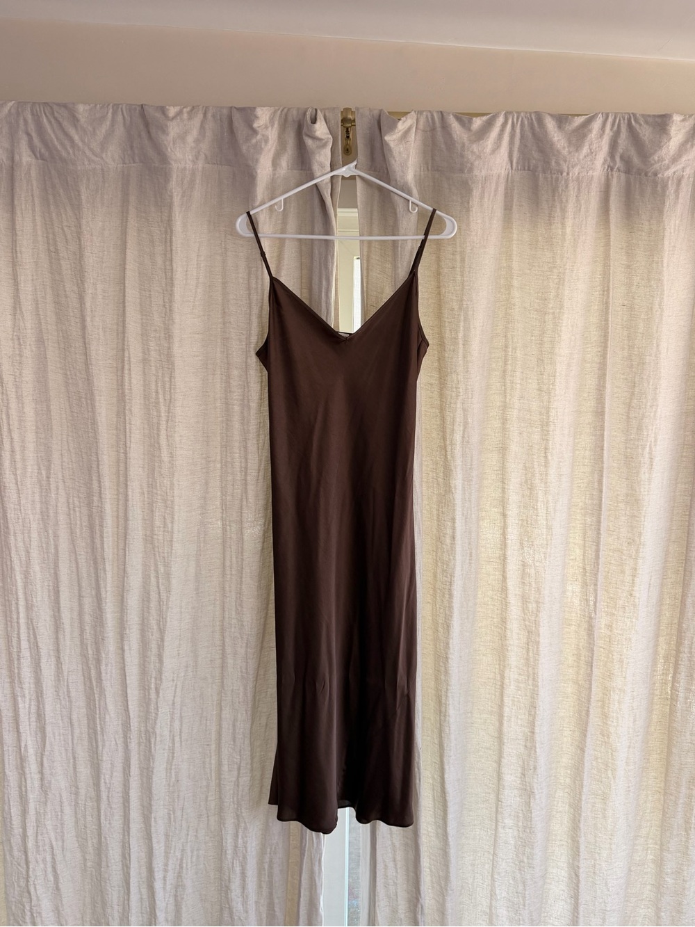 Wilfred Brown Midi Slip Dress with Spaghetti Straps